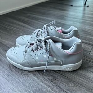 Adidas slam court sneakers size 8.5